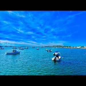 Meet your Posher, Tomas